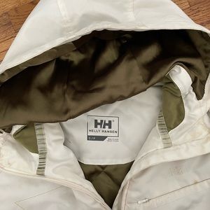White Helly Hansen Puffy Winter Jacket with Satin Green Lining